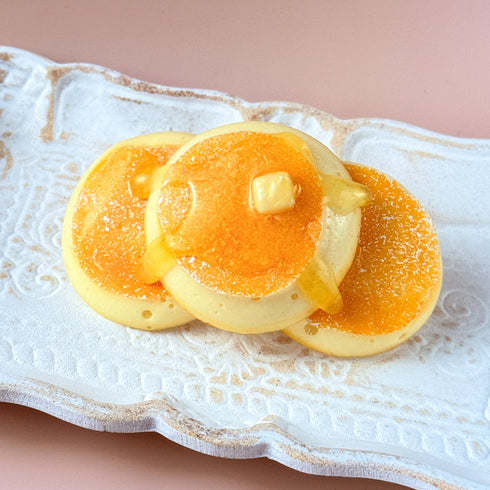 <02003>ふわふわバターパンケーキのバレッタ
