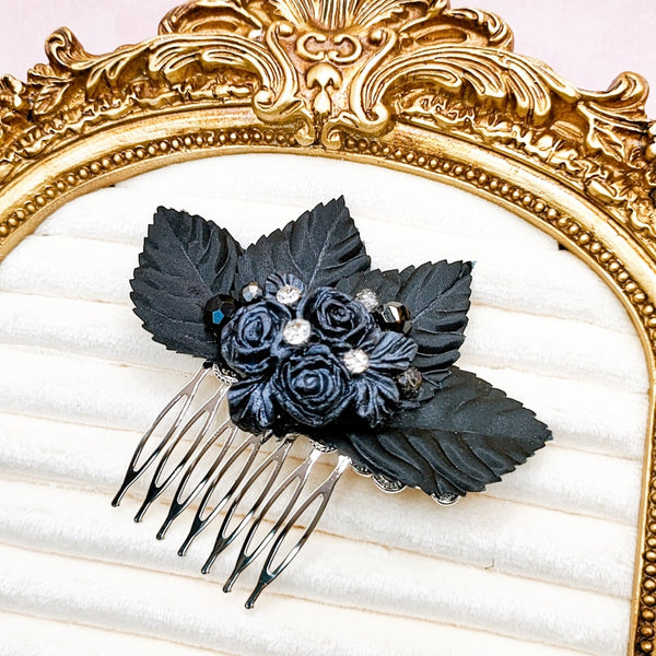 <03031>ブラックローズ ヘアコーム