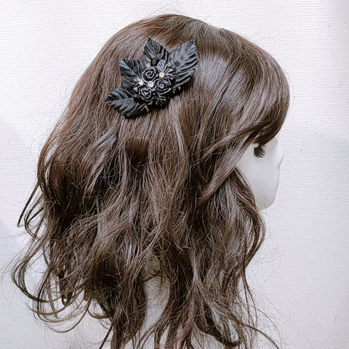 <03031>ブラックローズ ヘアコーム