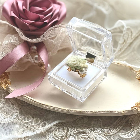 <03050>Rose Bouquet Ring (White Green)