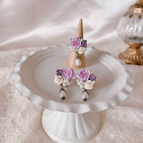 <05013>Lavender rose collage clip earrings