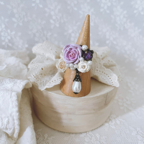 <05017>Lavender rose collage ring