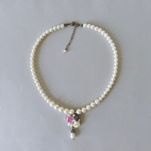 <05026>Lavender rose collage pearl necklace