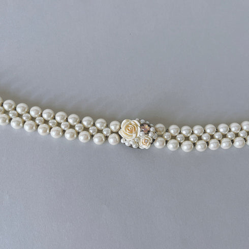 <05029>White rose pearl choker