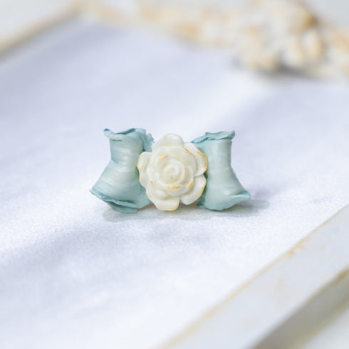<06021>Ribbon and Rose Ring, Saxony Blue