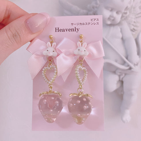 <09019>Rabbit Earrings ClearPink Strawberry