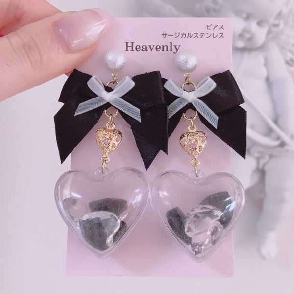 <09048>Clear heart balloon Earrings(black)