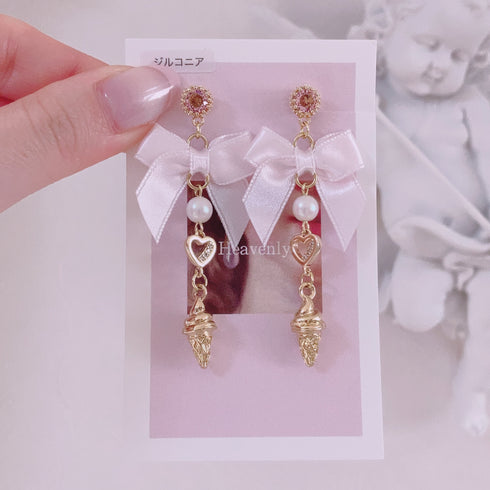 <09071>White ribbon and soft serve ice cream Clip-On Earrings