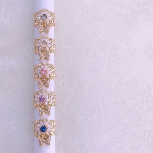 <09166>Gold Color Lace Ring Clear×Butterfly