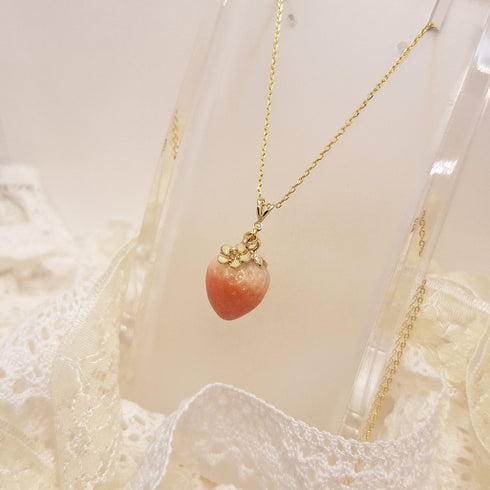 <10002>strawberry&small flour necklace Ivory flower(elegant rose)