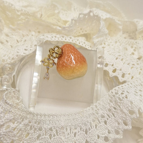 <10033>half cut clown strawberry ring charm (elegant rose)