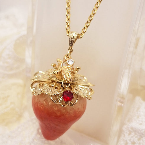 <10059>queen flour princess strawberry necklace (pure red)