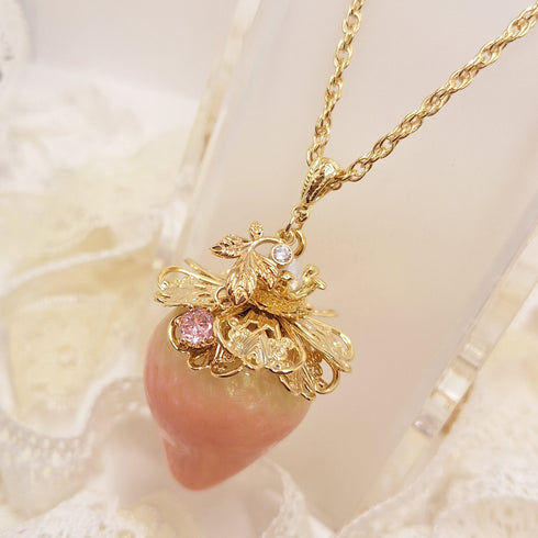 <10062>queen flour princess strawberry necklace (pink)