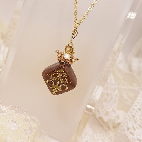 <10076>clown caramel necklace