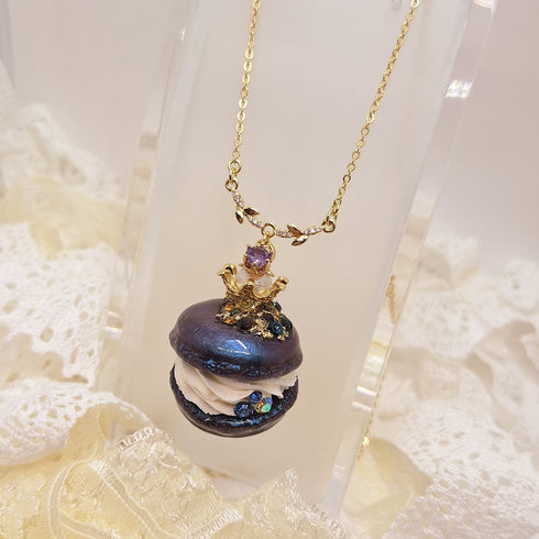 <10091>dark crystal clown macron necklace(3 blue stone)