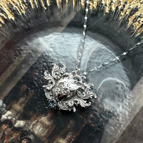 <12036>Crest of Devotion pendant - Silver heart x Blue stone