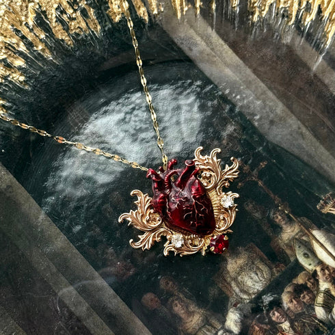 <12038>Crest of Devotion pendant - Red Heart x Red stone