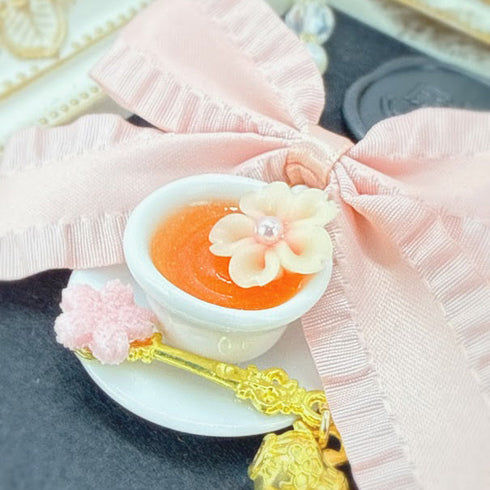 <14007>Sakura tea cup necklace