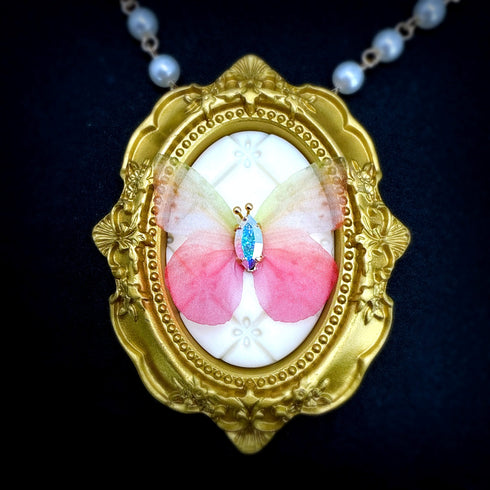 <14010>Butterfly specimen necklace Pink