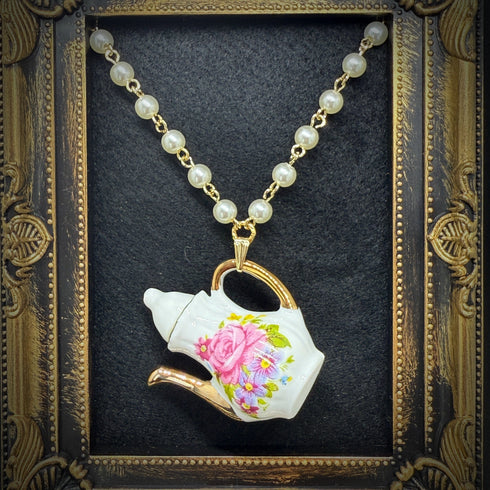 <14017>Antique tea pot necklace Medium
