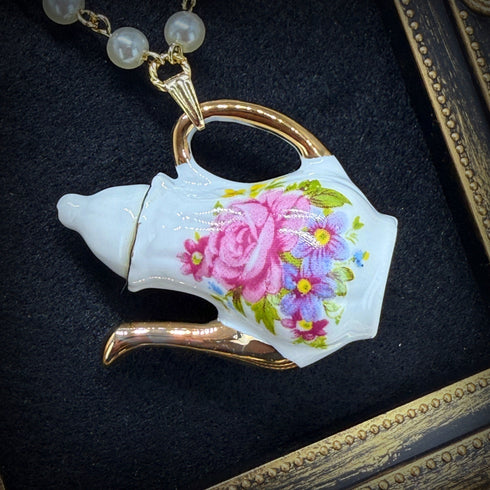 <14017>Antique tea pot necklace Medium