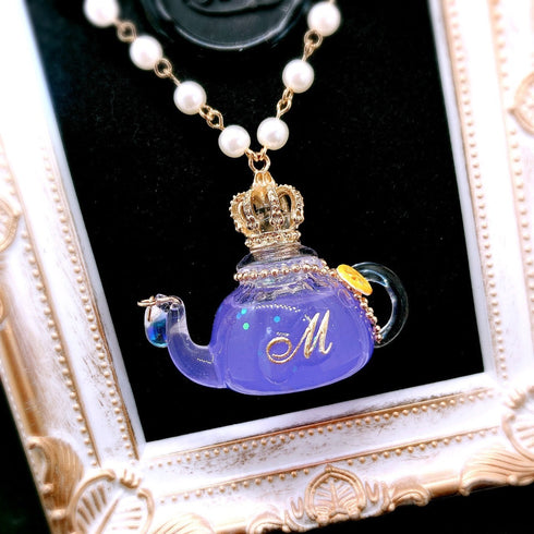 <14018>Magical Butterfly pea teapot necklace purple to blue