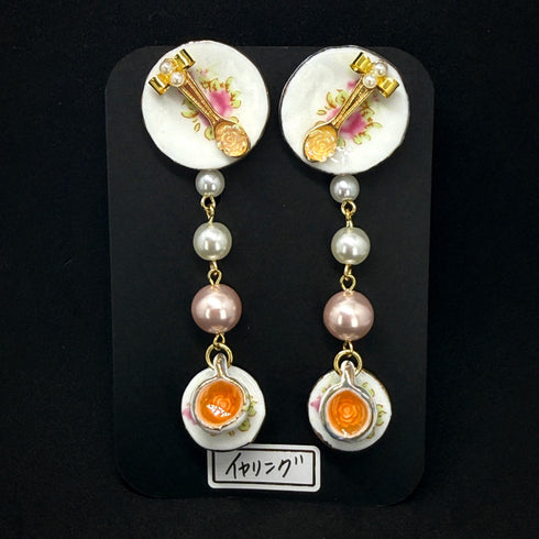 <14075>Rose plate and rose tea pierced earrings