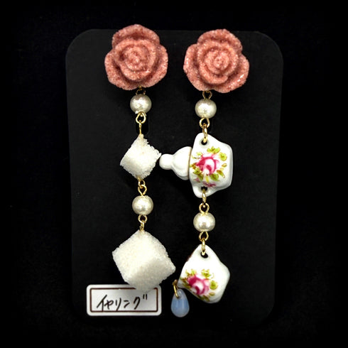 <14078>Brown rose sugar and sugar cube earrings