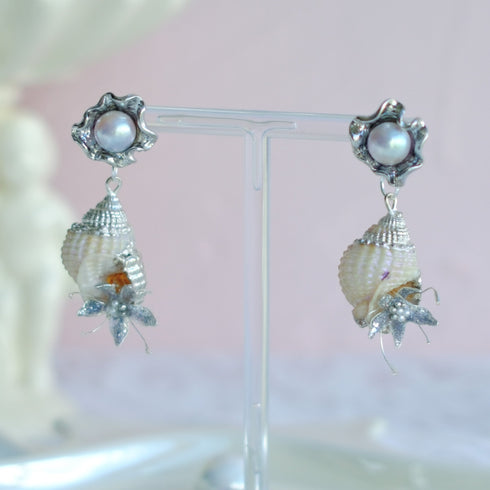 <15011>Sea Shell Flora Earrings