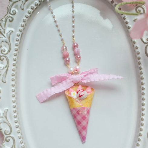 <15029>Pink Strawberry Crepe Necklace