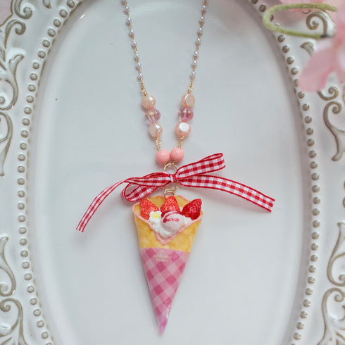 <15030>Red Strawberry Crepe Necklace