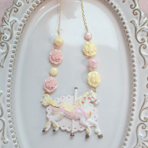 <15037>Yellow Carousel Necklace