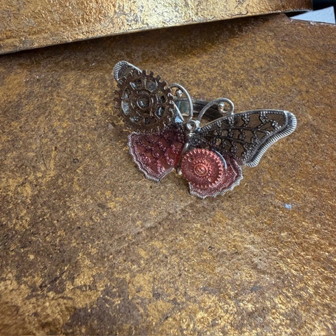 <17062>Butterfly Ring jagged wings(black × red)