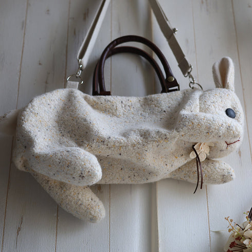 <18006>Textured White Straight-Eared Rabbit Bag