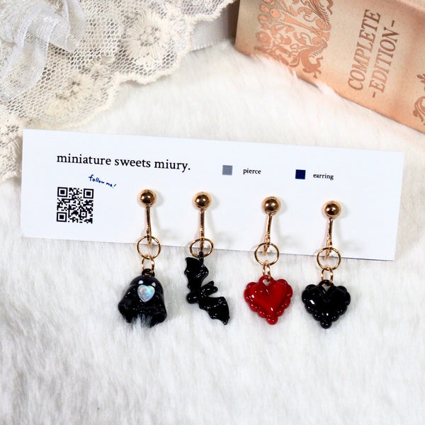 <19024>ハロウィン4連イヤリング(黒おばけ&ハート)