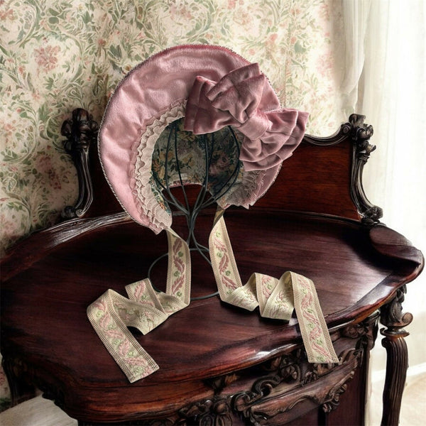 アンティークリボンのボンネット アンティークローズカラー