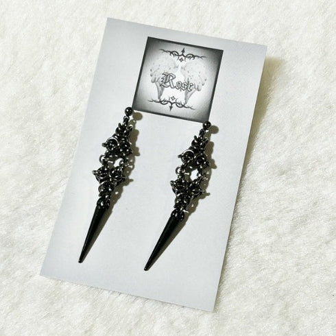<21013>diamond-shaped chain earring (Black color)