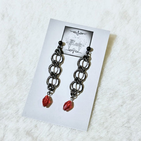 <21022>Figaro chain earring (Black x red)