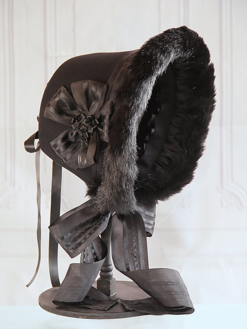 <22006>The Black Rabbit of Winter
