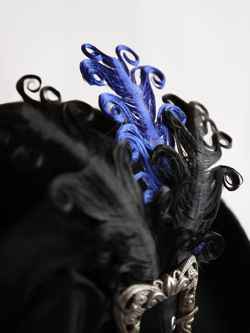 <22009>Empress of Sapphire Ravens