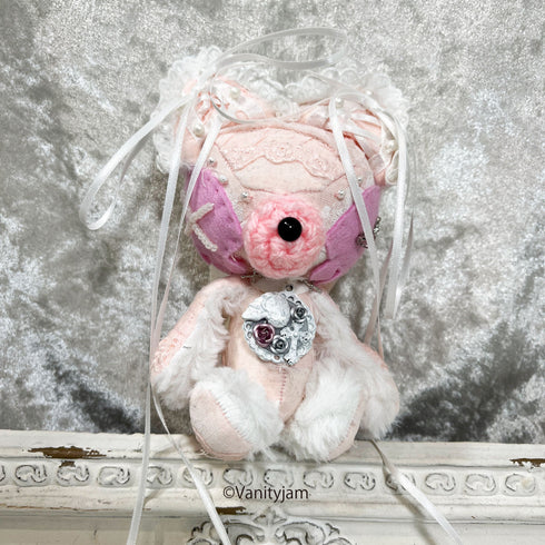 <24002>Baby pink MURMUR trimmed with white lace