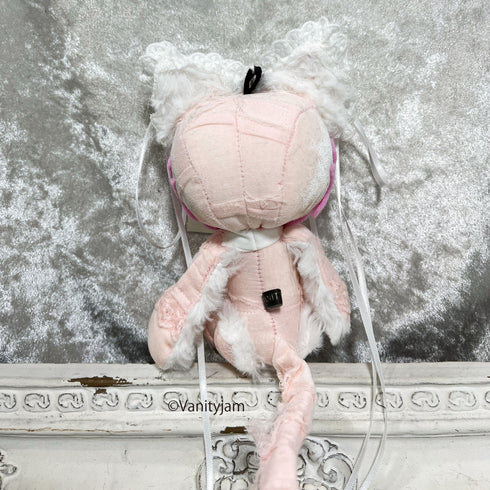 <24002>Baby pink MURMUR trimmed with white lace