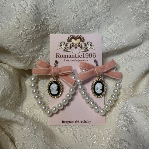 <25014>Velvet pink cameo イヤリング