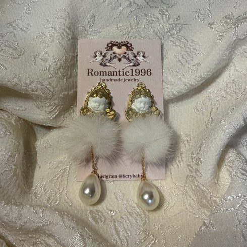 <25017>angel classical drop far ピアス