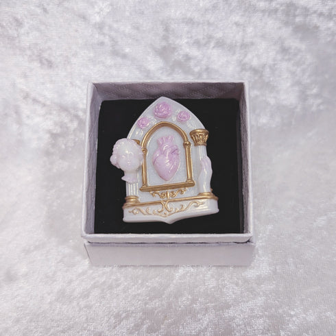<26007>Altar Brooch