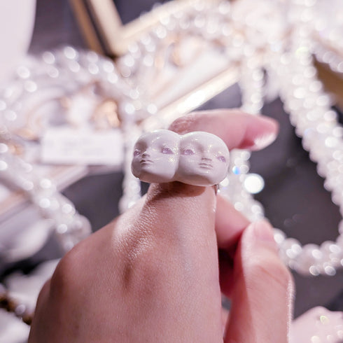 <26019>Two-Headed Doll Ring