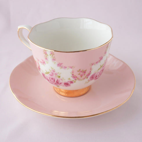 <27001>Rose Teacup & Saucer Set