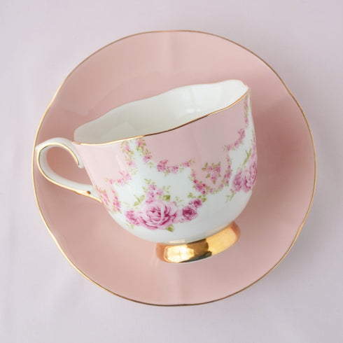 <27001>Rose Teacup & Saucer Set