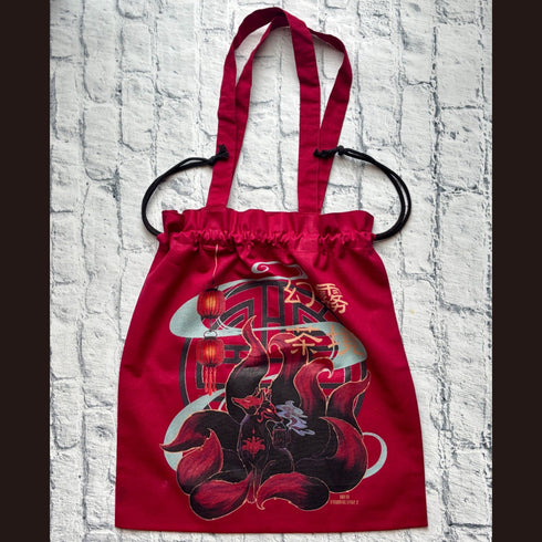 <28033>Drawstring Tote Bag -Fox's Tea House-