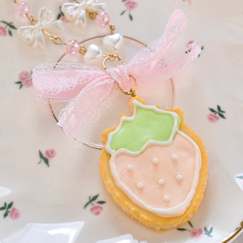 <31004>いちごクッキーとリボンのネックレス ピンク